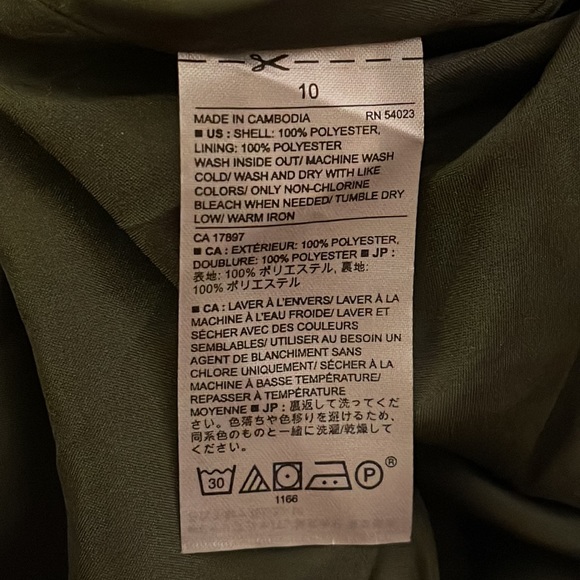 *NWT* Banana Republic Factory / Green and Navy Floral Bell Sleeve Dress / 10 - Picture 11 of 11